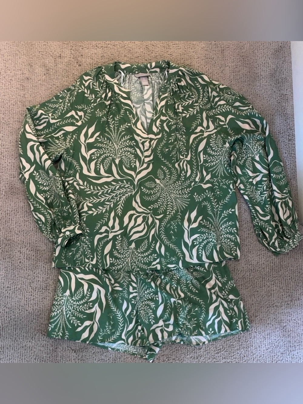 H&M Green and White Botanical Print 2 Piece Set